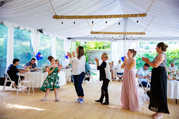 Празнуване на кръщене на момченце в Very Berry Wedding Tent, град Пловдив.